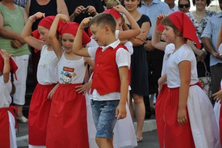 KNOBLEHARJEVO 2012 - Otvoritev ceste in pločnika do osnovne šole Frana Metelka 14